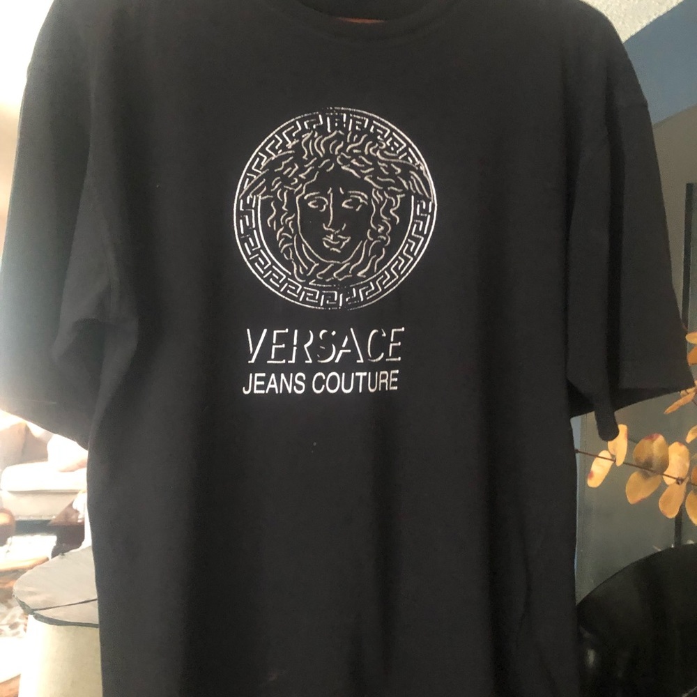 Vintage Certified “Versace Jeans Couture” Tshirt